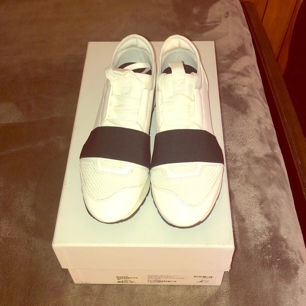 Sneakers Balenciaga Womens Size 6.5 Never Used Box